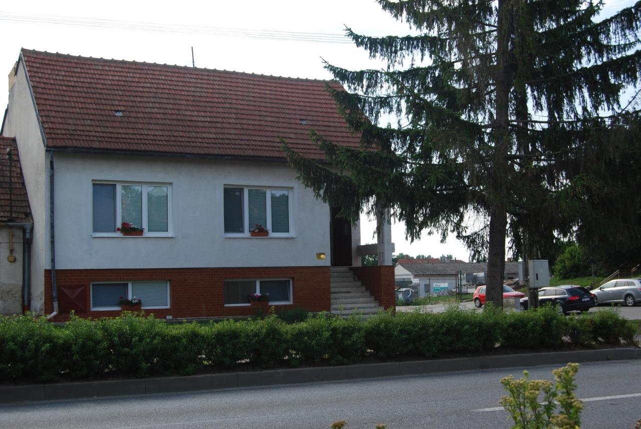 Penzion Na Rozcesti Svatoborice Ngoại thất bức ảnh